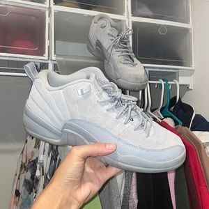 Jordan 12 wolf grey